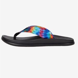 NWT | Chaco | Chillos Flip Flop in Dark Tie Dye size 9